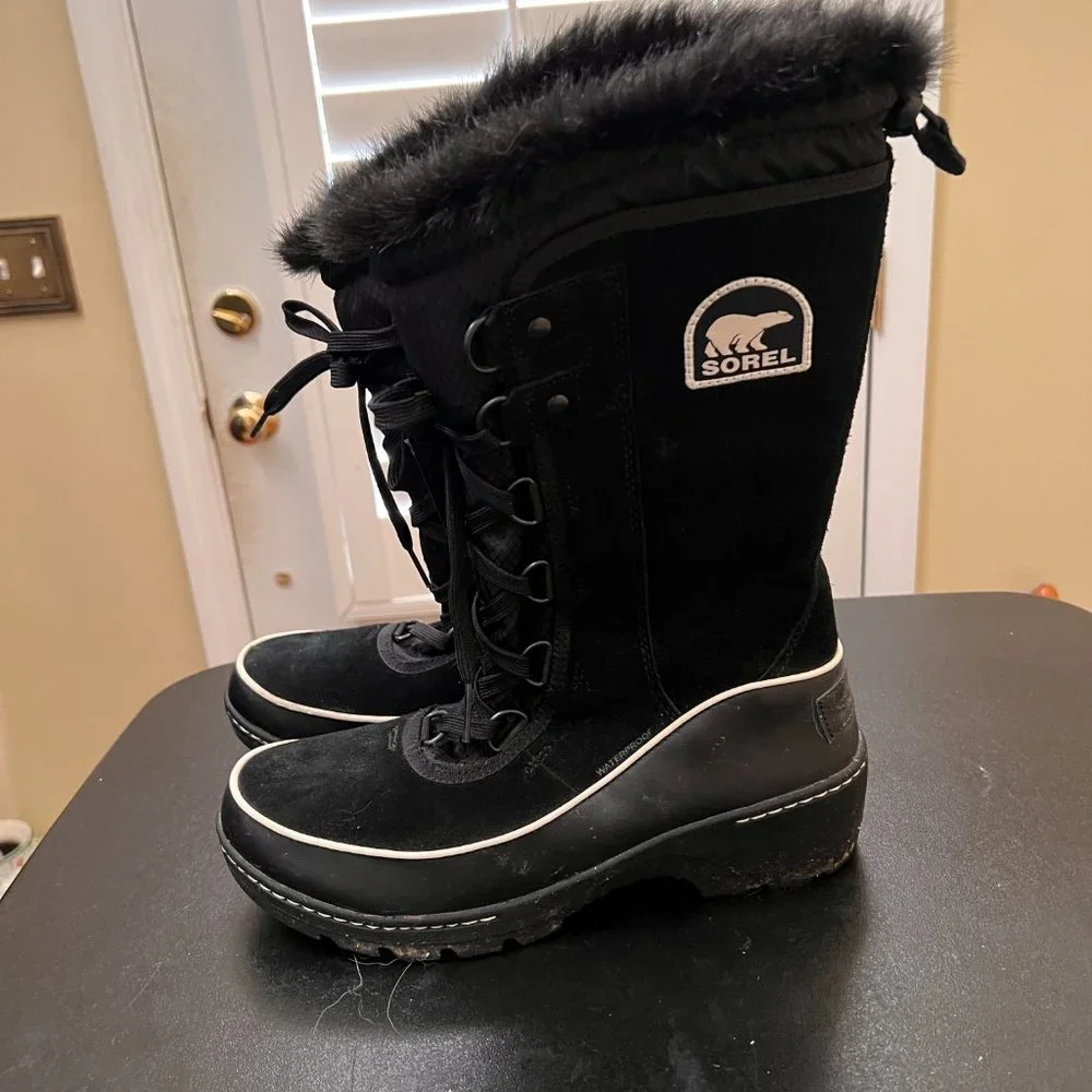 Sorel size 9 black waterproof fur lined winter boots